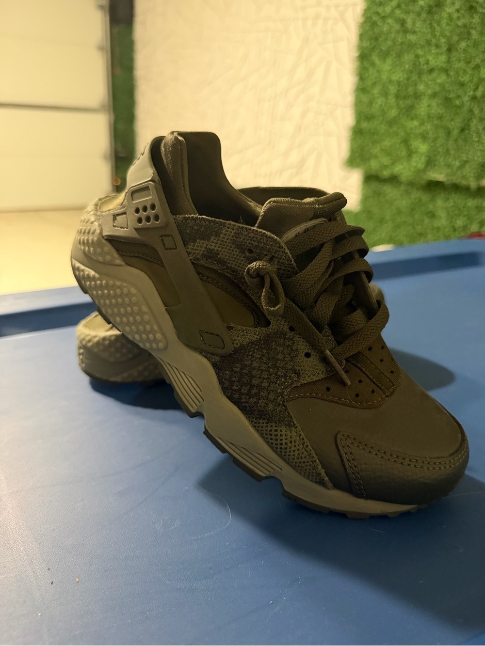 Nike Olive Green Huarache-Style Sneakers